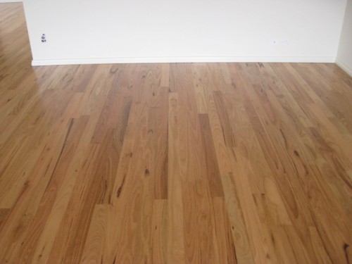 Wax polish feature grade hardwood